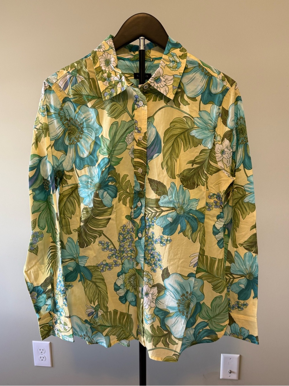 NWT Talbots Cotton Button-Down Blouse Sz M (19.5" P2P)